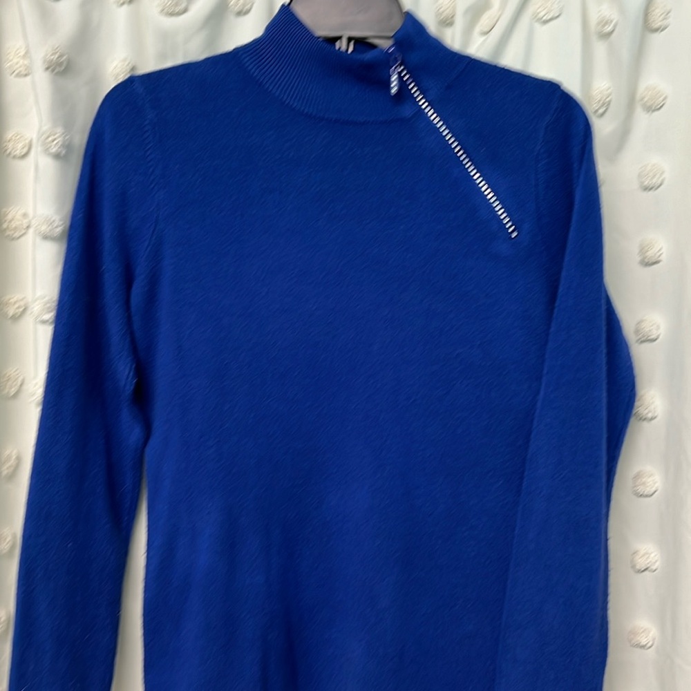 Women’s mock turtle neck , studded zipper neck , SZ Med